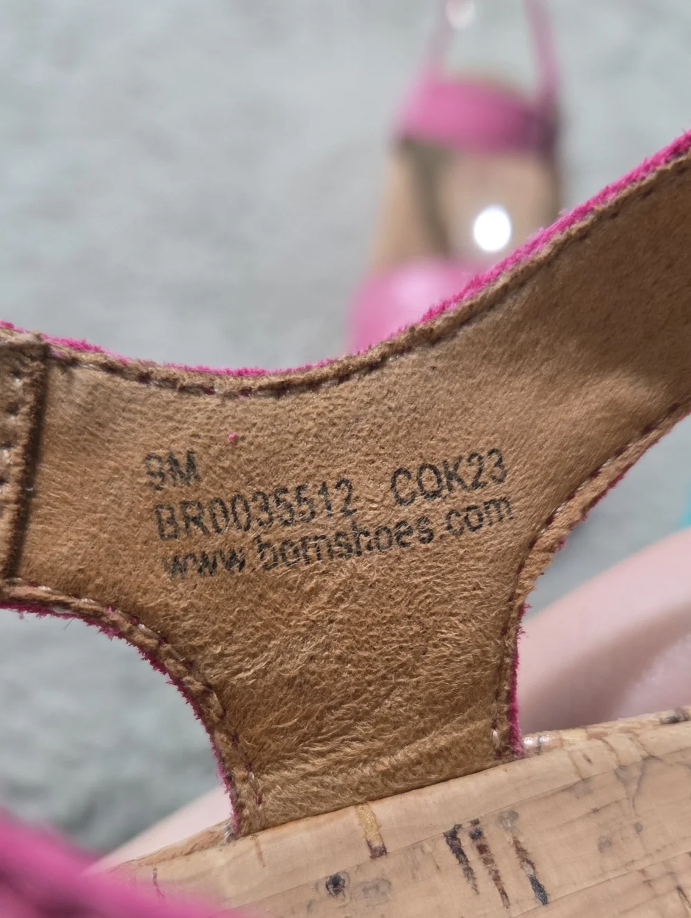 Born Sari bubblegum pink colorway cork platform sandals adjustable strap size 9